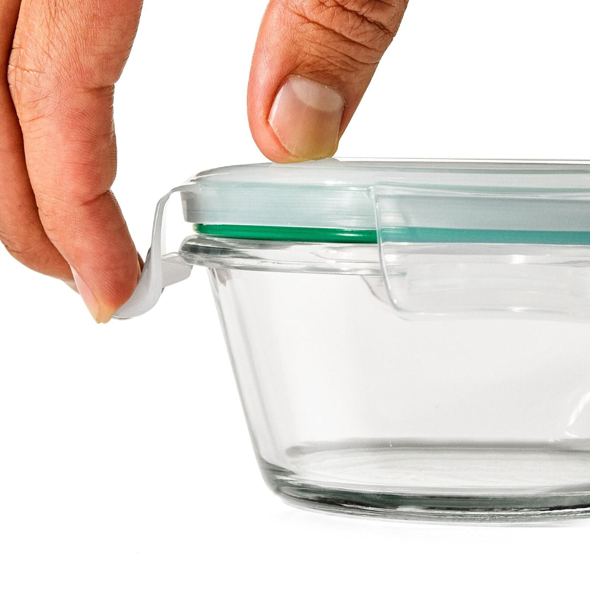 smart-seal-8-piece1-cup-glass-round-container-set-z0 oxo_smart_seal_containers-11382700_012.jpg