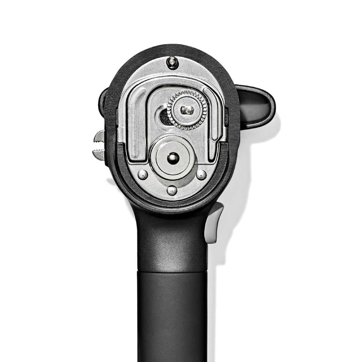 smooth-edge-can-opener-q4 oxo_smooth-edge-can-opener_pdp_08.jpeg