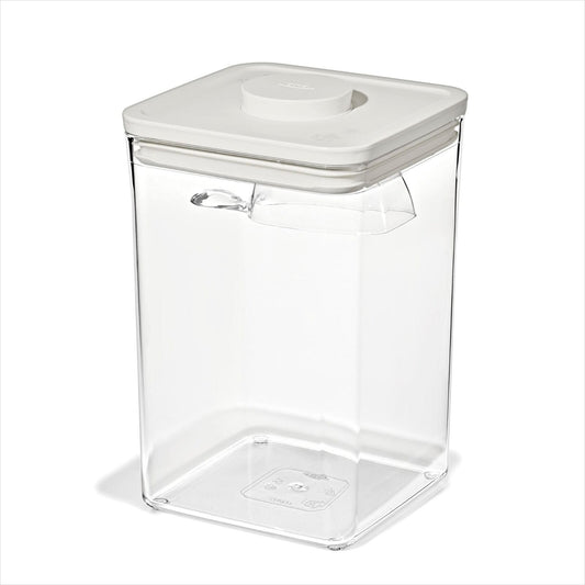 oxo-pet-pop-container-with-scoop-big-square-medium-4-4-qt-4-2-l-f7 pet_7102600_pop-4p4qt_apdp_00_main.jpeg