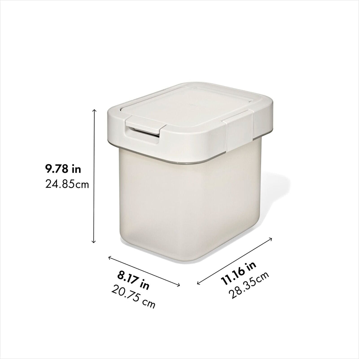 oxo-pet-airtight-food-container-with-scoop-small-u4 pet_7301700_airtight-food-container-small_apdp_01_dim.jpg