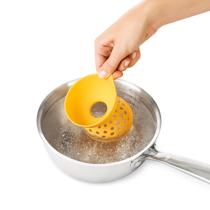 silicone-egg-poacher-set-of-2-x9 poacher_4.jpg