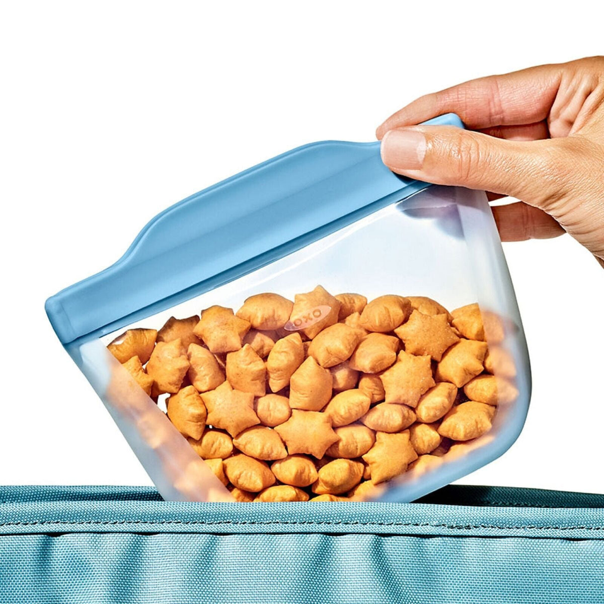 tot-silicone-reusable-bags-2-piece-mixed-snack-set-b7 tot_61166200_2pcbagcupsnackset-dusk_pdp_02.jpg