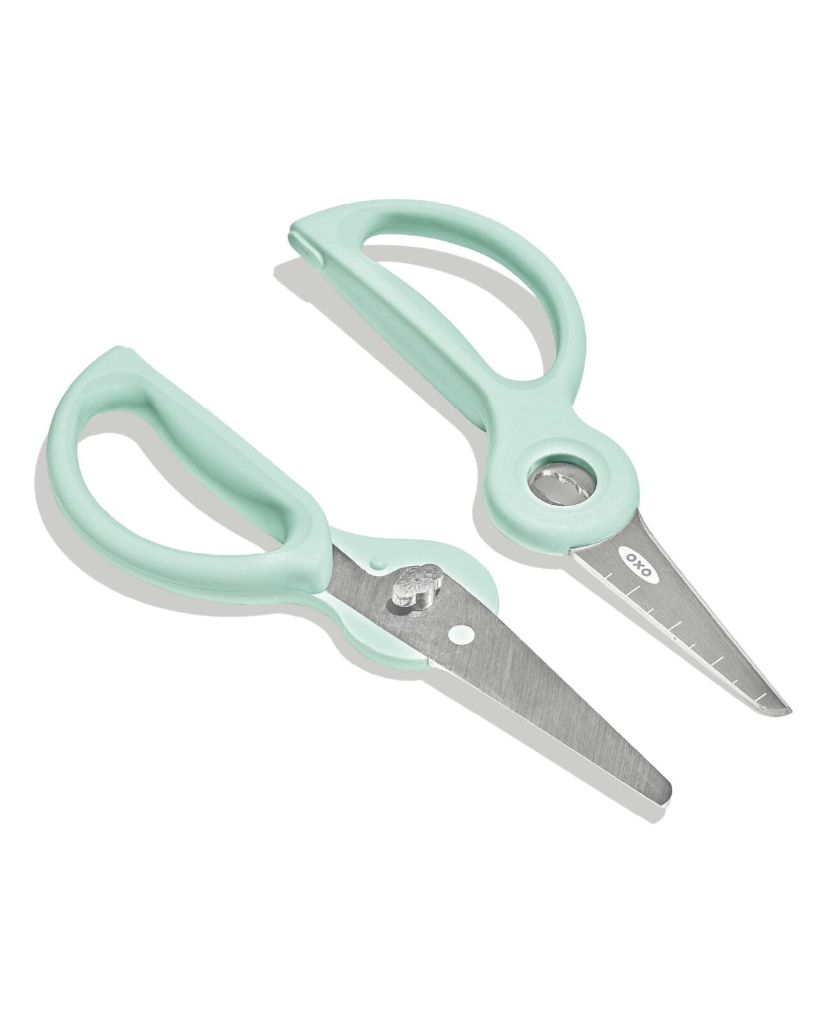 on-the-go-food-scissors-with-case-r4 tot_61176600_baby-food-scissors-opal_pdp_macys_05.jpeg