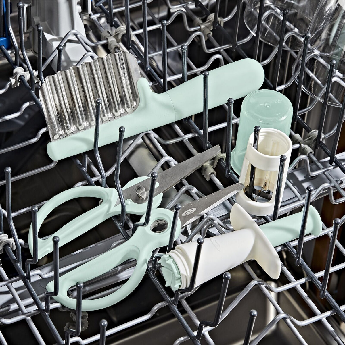cut-and-prep-set-3-piece-m9 tot_61176700_baby-food-prep-set_pdp_06.jpeg