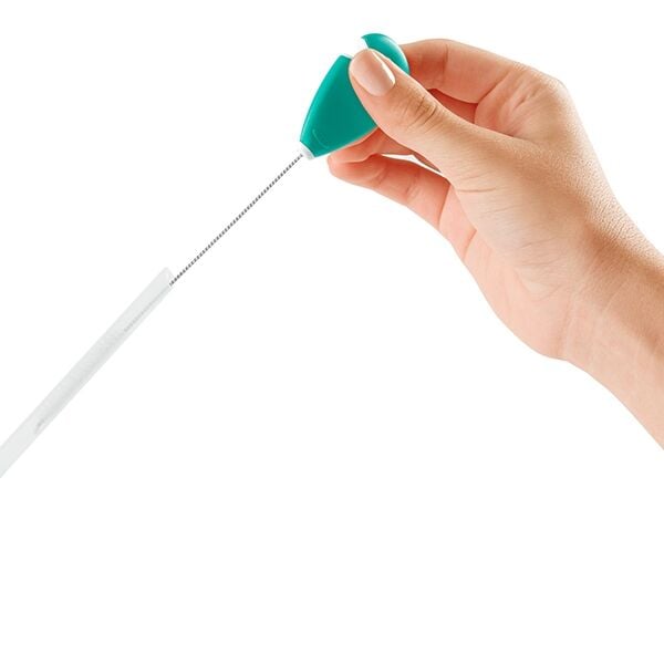 cleaning-set-for-straw-and-sippy-cups-l5 tot_62123100_4.jpg