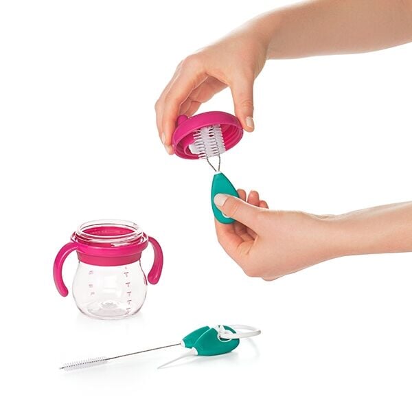 cleaning-set-for-straw-and-sippy-cups-l5 tot_62123100_4c.jpg