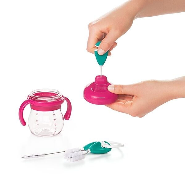 cleaning-set-for-straw-and-sippy-cups-l5 tot_62123100_4f.jpg