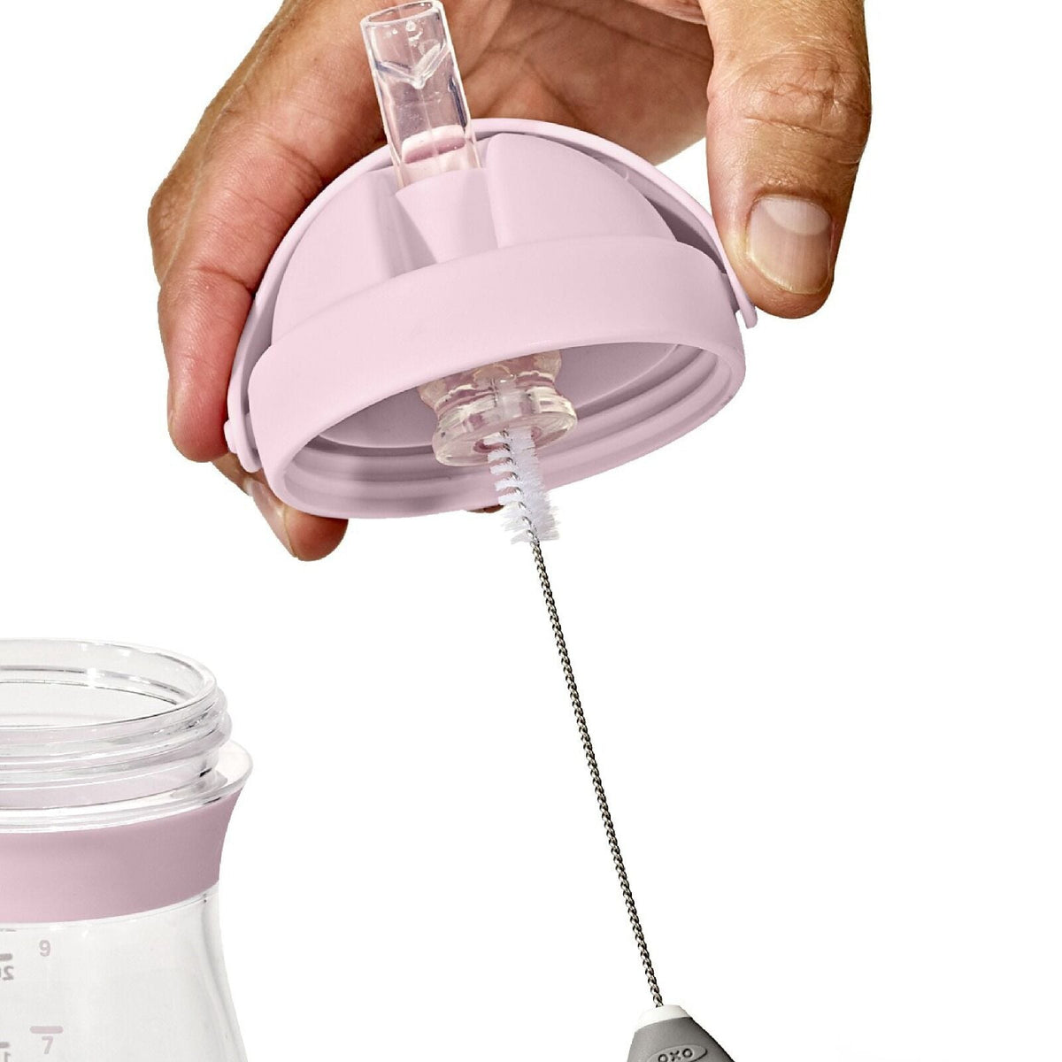 cleaning-set-for-straw-and-sippy-cup-o2 tot_62174500_cleaning-set-straw-sippy-cup_pdp_04.jpeg