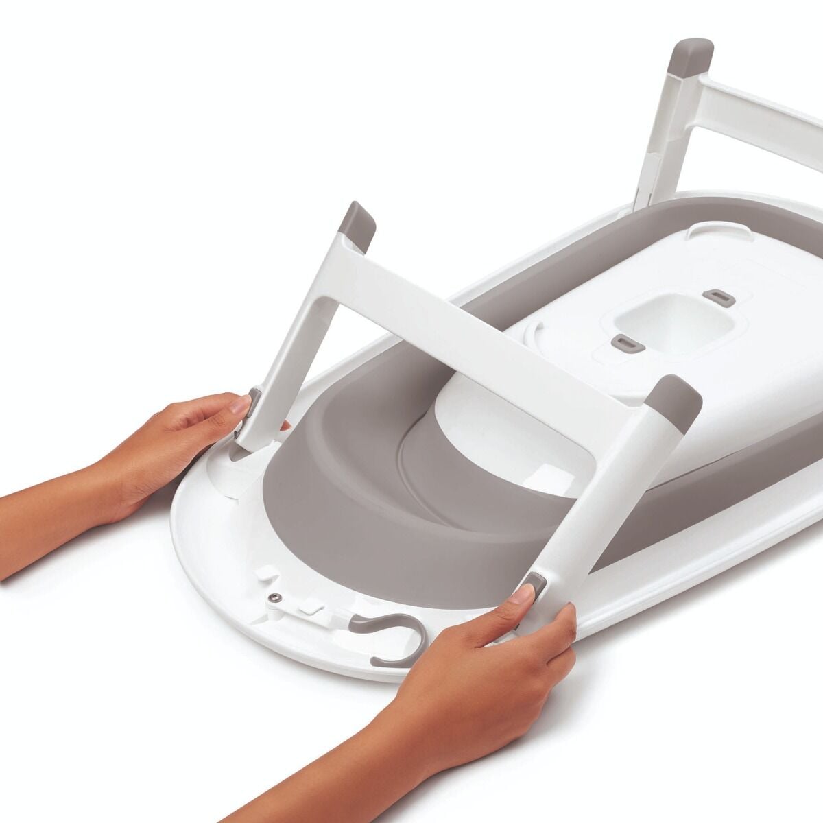 splash-and-store-bathtub-l7 tot_63142700_4a.jpg