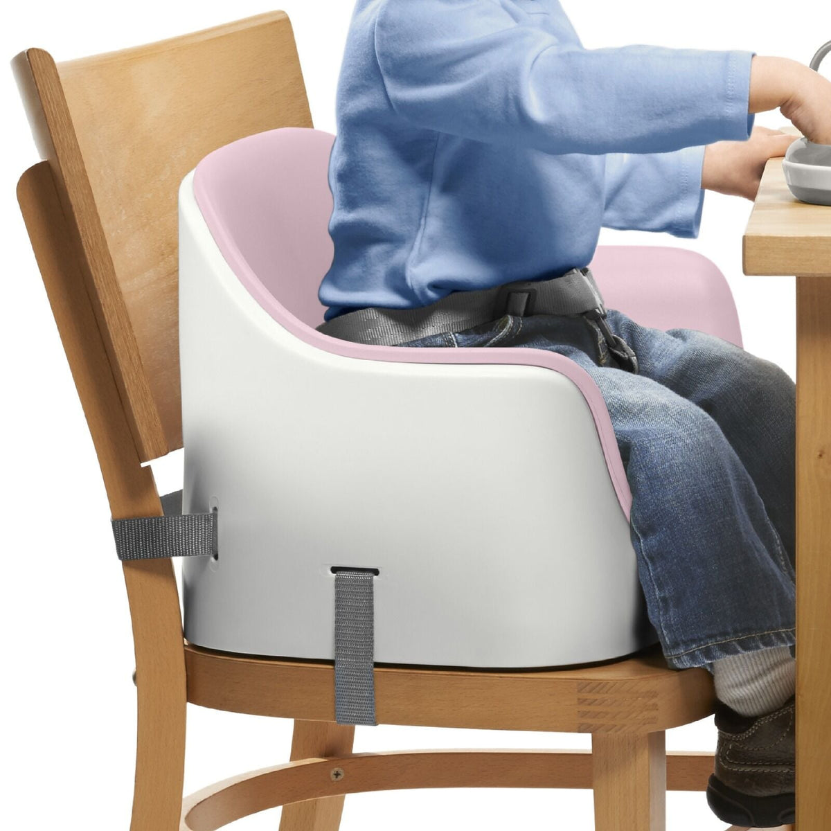 nest-booster-seat-2-0-q9 tot_63172700_nest_2_blossom_pdp_02.jpeg