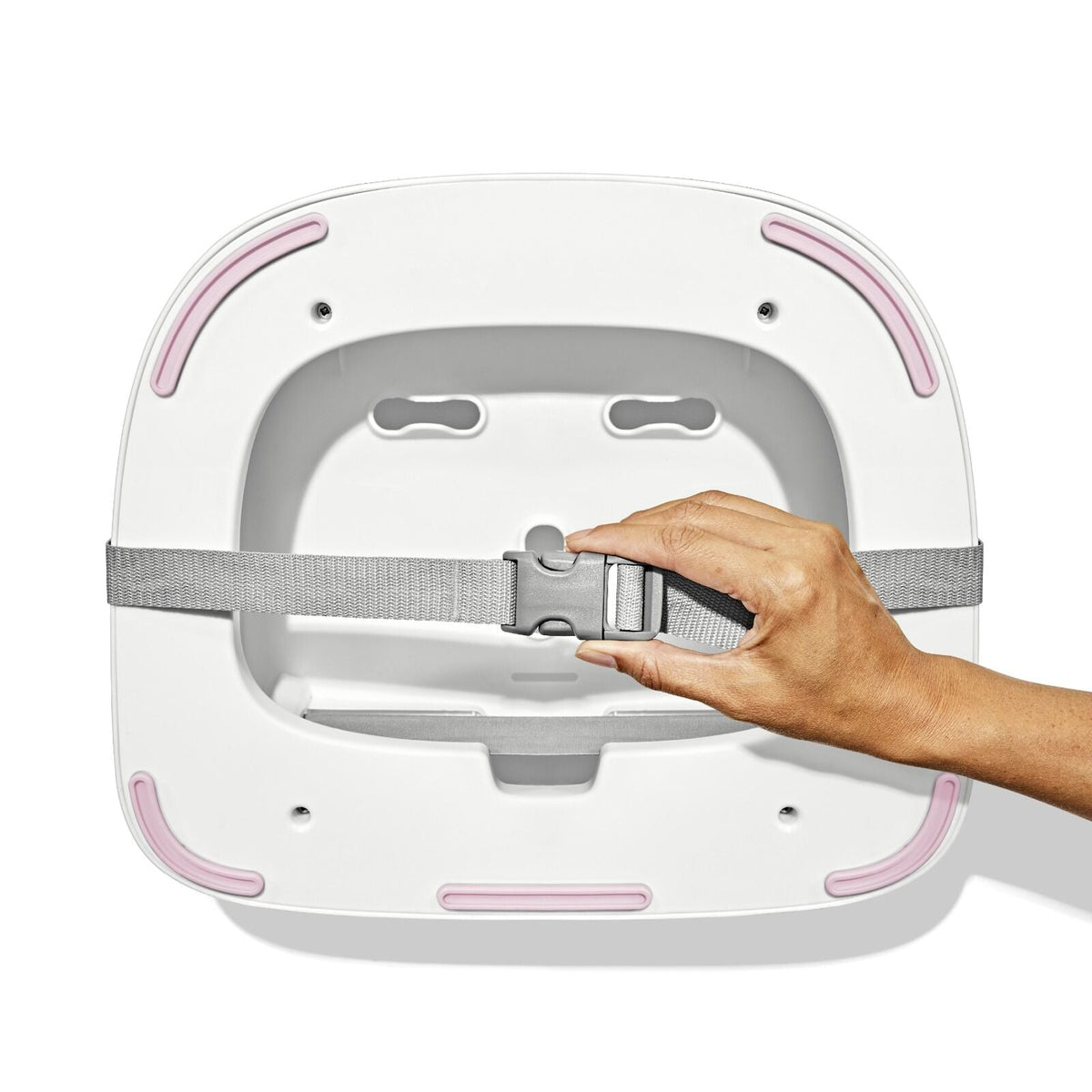 nest-booster-seat-2-0-q9 tot_63172700_nest_2_blossom_pdp_05.jpeg