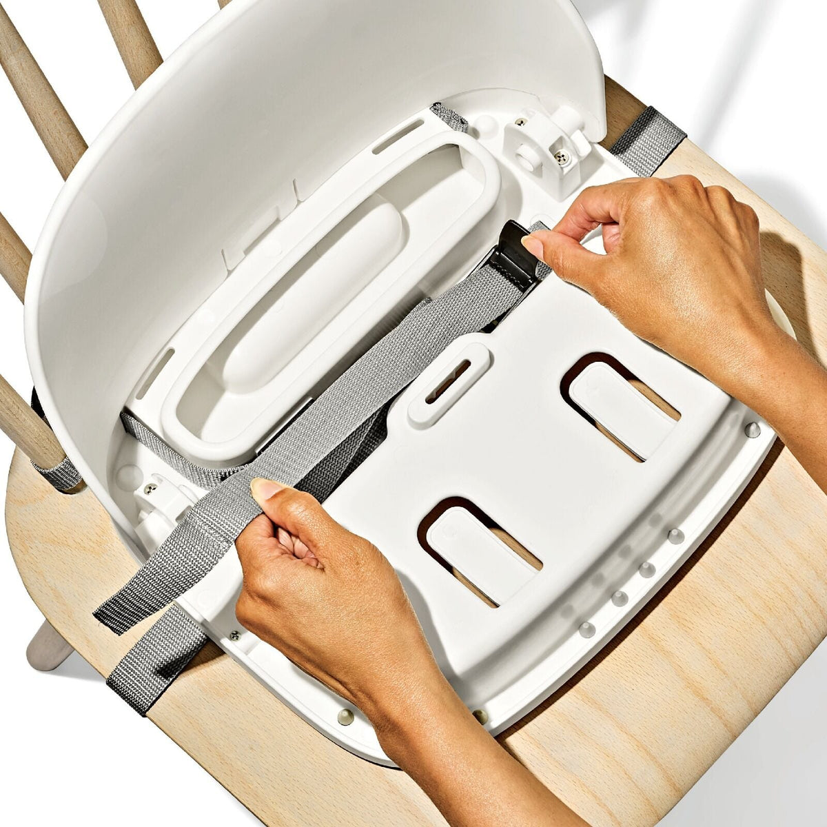 perch-booster-seat-with-straps-f7 tot_63172900_perch-booster-seat-blossom_pdp_02.jpeg
